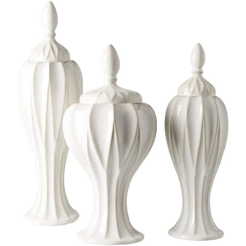 White track lighting for a clean lookAnsworth Jar