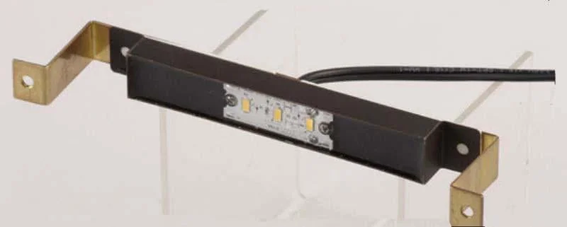 Track lighting with swivel heads for precise aimingSPJ Lighting FB-2WREC-TA-5-B-2700K 2W 9-15V LED Rectangular Engine Track lighting with swivel heads for precise aimingSPJ Lighting FB-2WREC-TA-5-B-2700K 2W 9-15V LED Rectangular Engine
