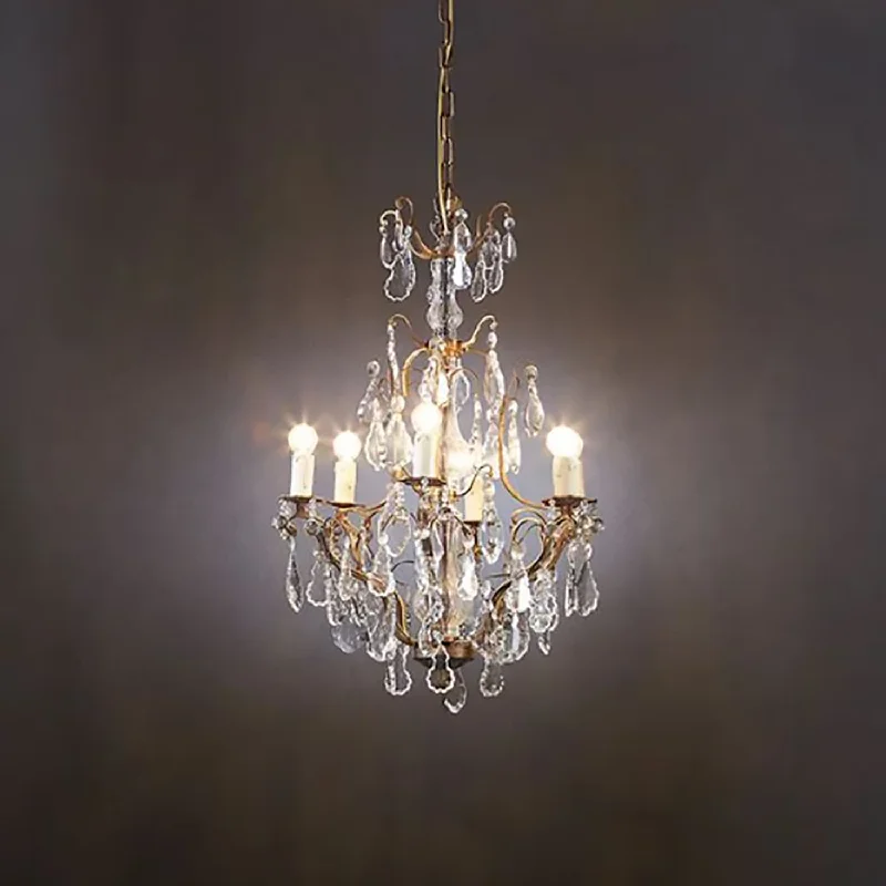 Chandeliers with Metal Frames in Bronze FinishChandeliers with Metal Frames in Bronze FinishRoyan Chandelier